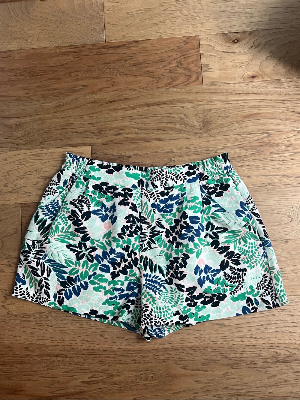 Joe Fresh Floral High-Waist Shorts in Green, Navy & White